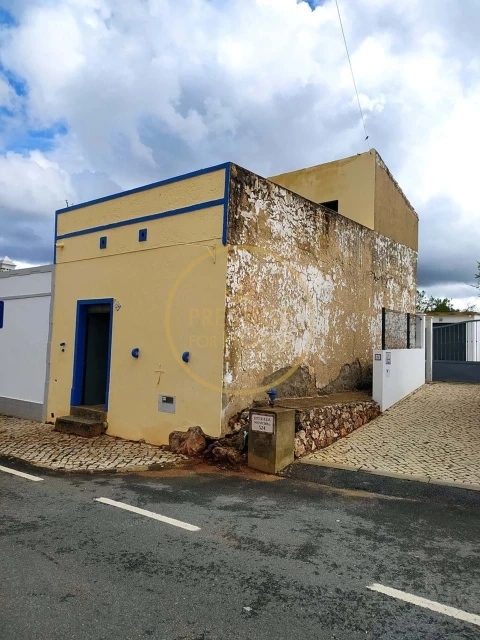 Moradia T1 para Venda em Loule (São Clemente)