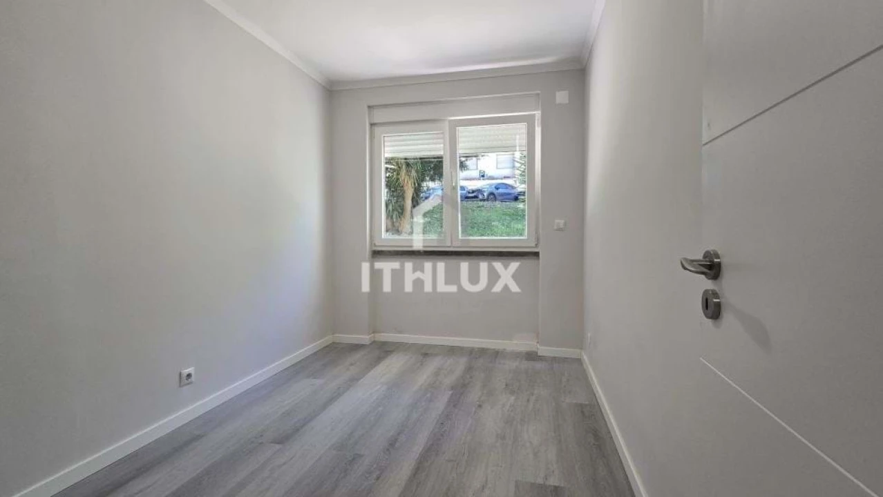 Apartamento T2 para Venda em Benfica Foto 10