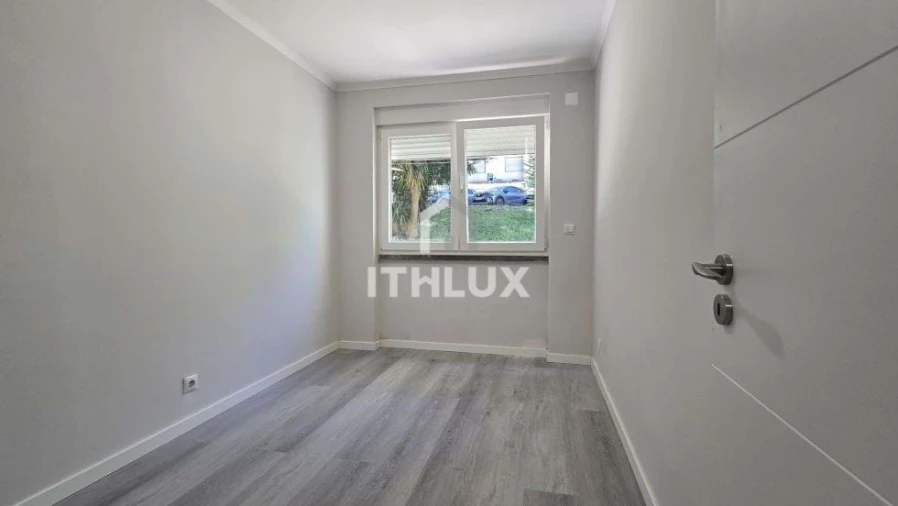 Apartamento T2 para Venda em Benfica Foto 10