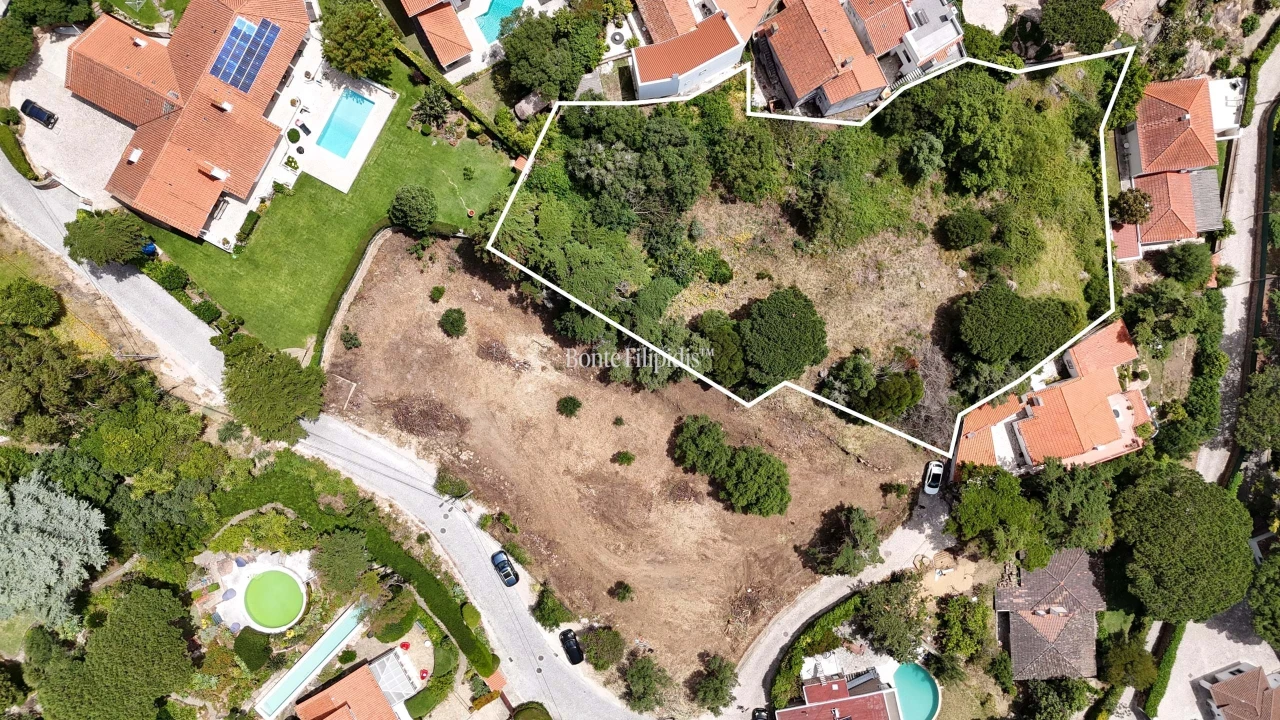 Terreno para Venda em Alcabideche Foto 2
