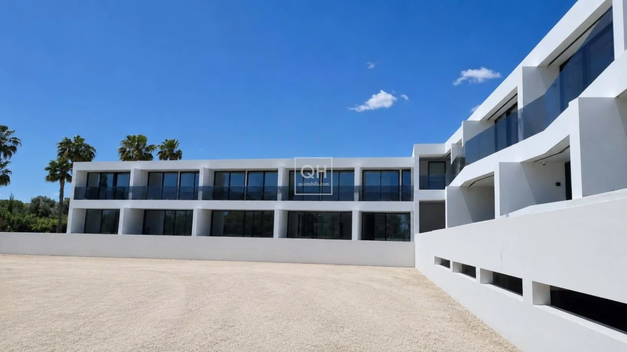 Moradia T4 para Venda em Loule (São Clemente) Foto 10
