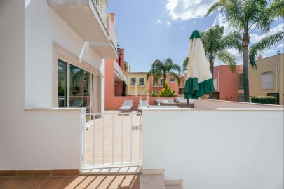 Apartamento para Arrendamento férias em Quarteira