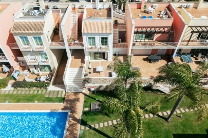 Apartamento para Arrendamento férias em Quarteira