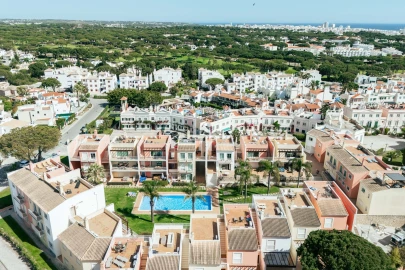 Apartamento para Arrendamento férias em Quarteira
