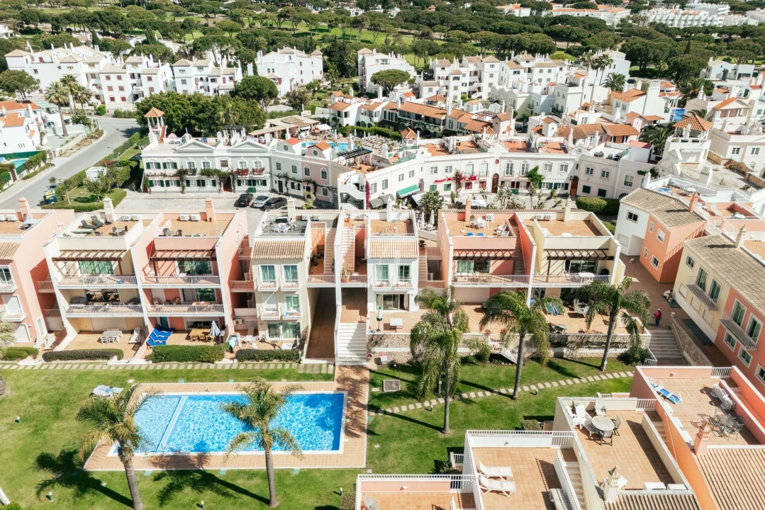 Apartamento para Arrendamento férias em Quarteira Foto 28