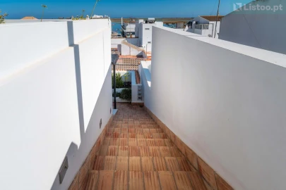 Moradia T3 para Venda em Santa Luzia