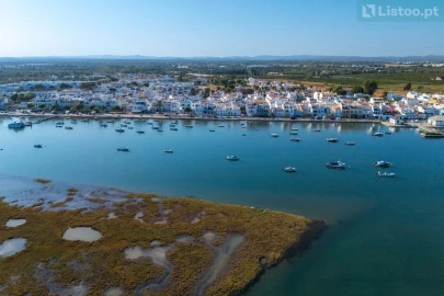 Moradia T3 para Venda em Santa Luzia