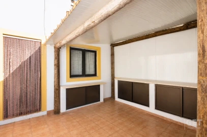 Moradia T2 para Venda em Aldeia Galega da Merceana e Aldeia Gavinha