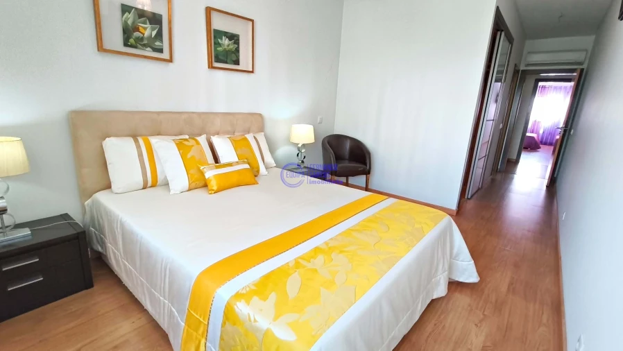 Apartamento T3 para Venda em Armação de Pera Foto 4