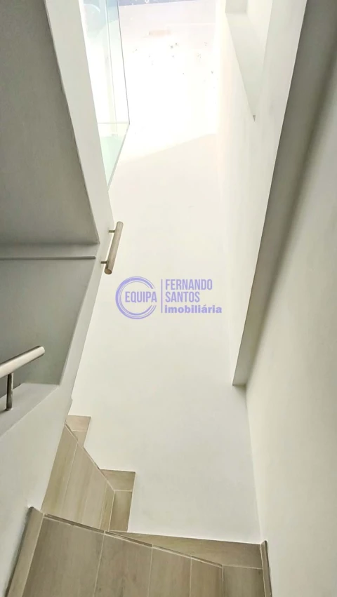 Moradia T1 para Venda em Armação de Pera