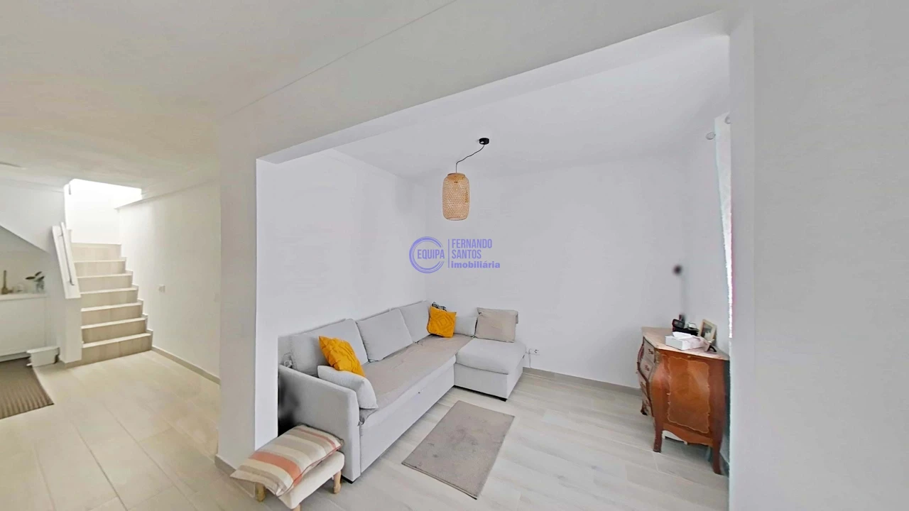 Moradia T1 para Venda em Armação de Pera Foto 2
