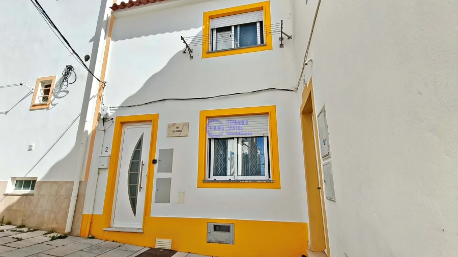Moradia T1 para Venda em Armação de Pera