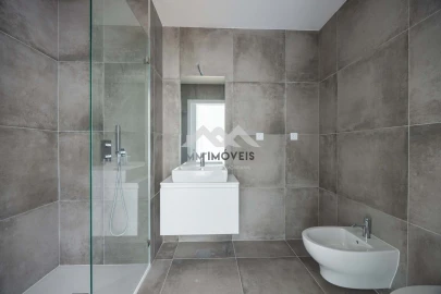 Apartamento T1 para Arrendamento em Pedrouços
