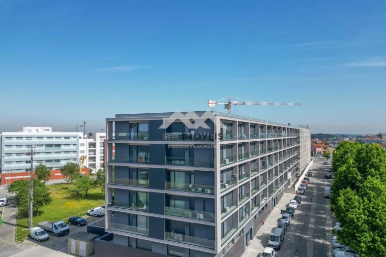 Apartamento T1 para Venda em Pedrouços Foto 27