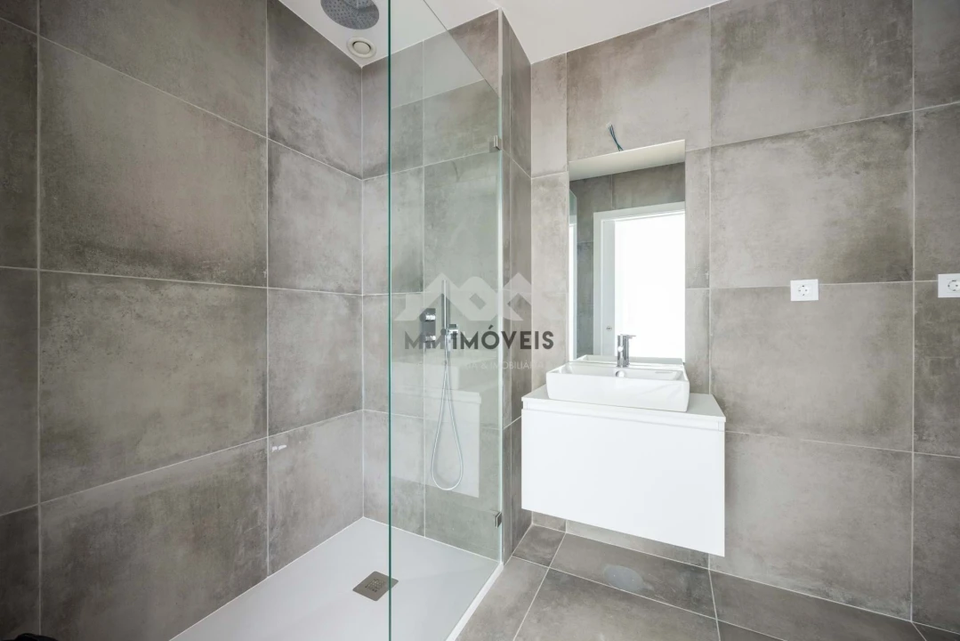 Apartamento T1 para Venda em Pedrouços Foto 22