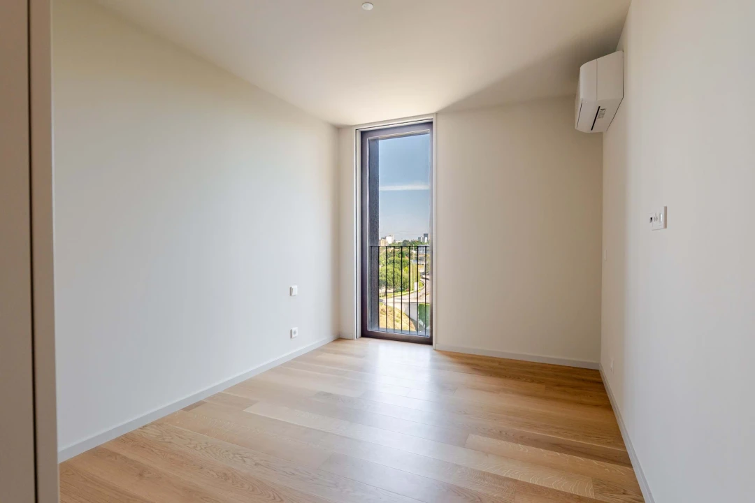 Apartamento T4 para Venda em Santa Marinha e São Pedro da Afurada Foto 14