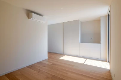 Apartamento T4 para Venda em Santa Marinha e São Pedro da Afurada