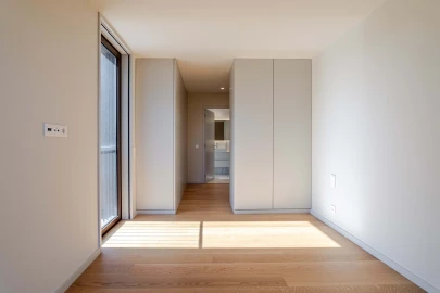 Apartamento T4 para Venda em Santa Marinha e São Pedro da Afurada