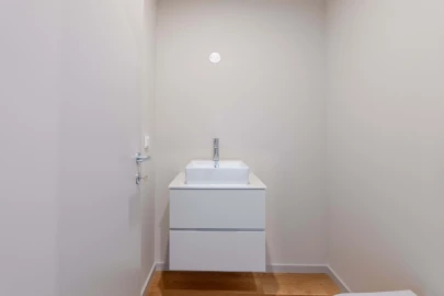 Apartamento T4 para Venda em Santa Marinha e São Pedro da Afurada