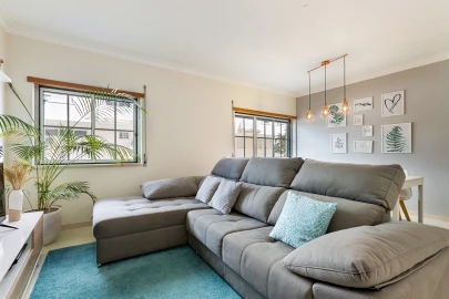 Apartamento T2 para Venda em Loures
