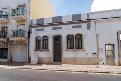 Moradia T3 para Venda em Faro (Sé e São Pedro)
