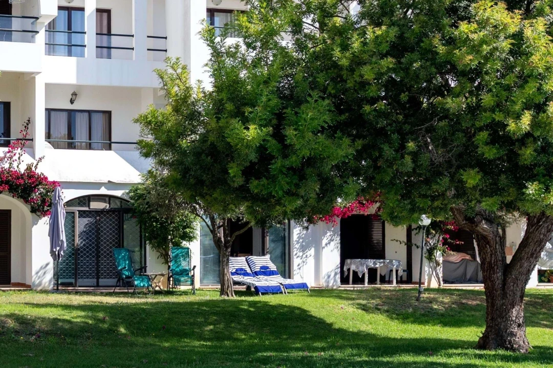 Apartamento T1 para Venda em Albufeira e Olhos de Água Foto 24