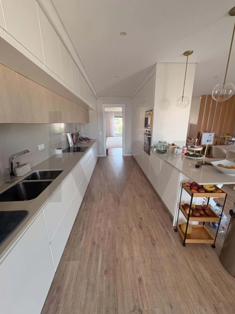Apartamento T5 para Venda em Portimão