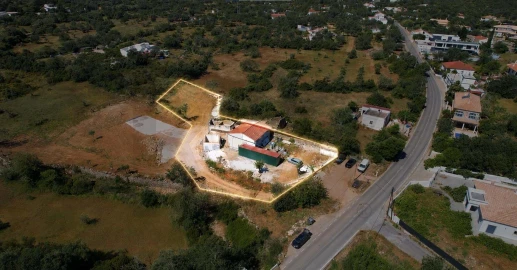 Moradia T4 para Venda em Loule (São Clemente)