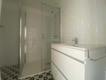 Apartamento T2 para Venda em Lordelo do Ouro e Massarelos