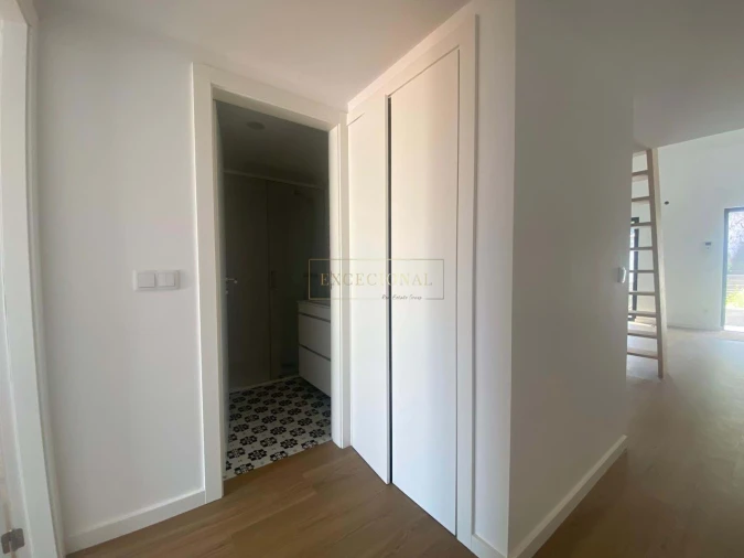 Apartamento T2 para Venda em Lordelo do Ouro e Massarelos Foto 10