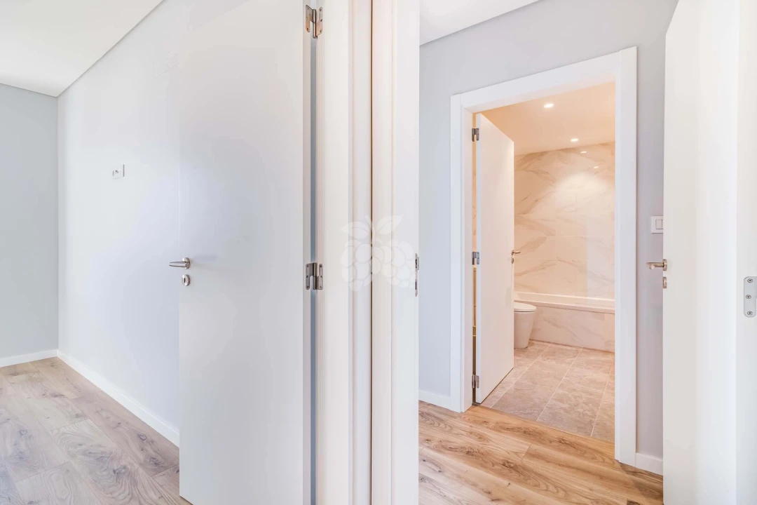 Apartamento T2 para Arrendamento em Lumiar Foto 16