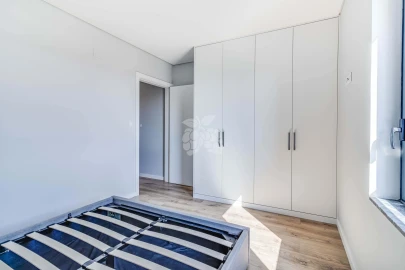 Apartamento T2 para Arrendamento em Lumiar