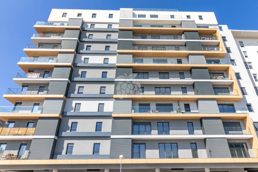 Apartamento T2 para Arrendamento em Lumiar Foto 1