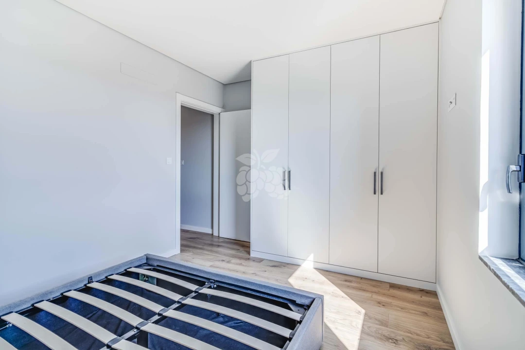 Apartamento T2 para Arrendamento em Lumiar Foto 23