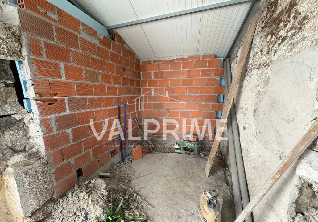 Moradia T2 para Venda em Lordelo Foto 9