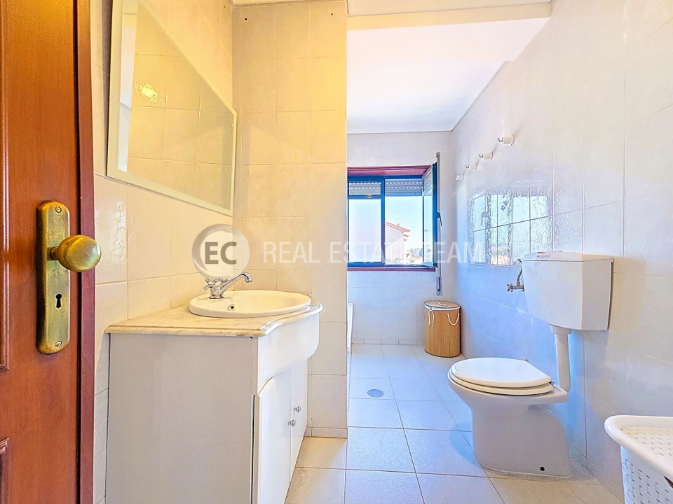 Apartamento T4 para Venda em São Bernardo Foto 28