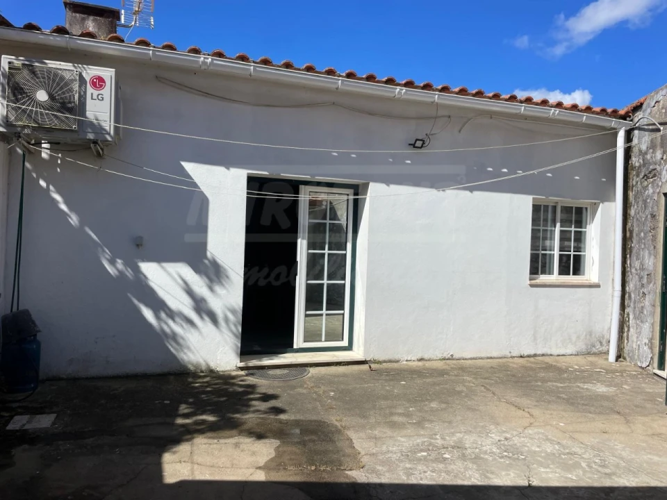 Moradia T2 para Venda em Santiago do Cacém, Santa Cruz e São Bartolomeu da Serra Foto 1