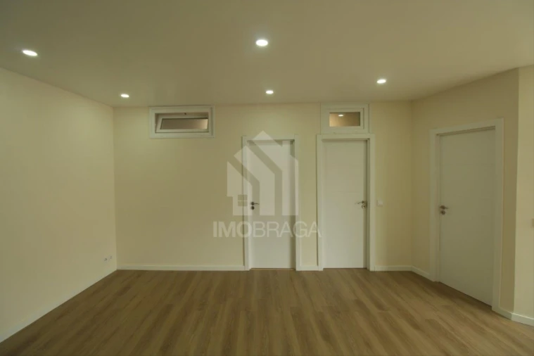 Apartamento T1 para Venda em Póvoa de Varzim, Beiriz e Argivai Foto 33
