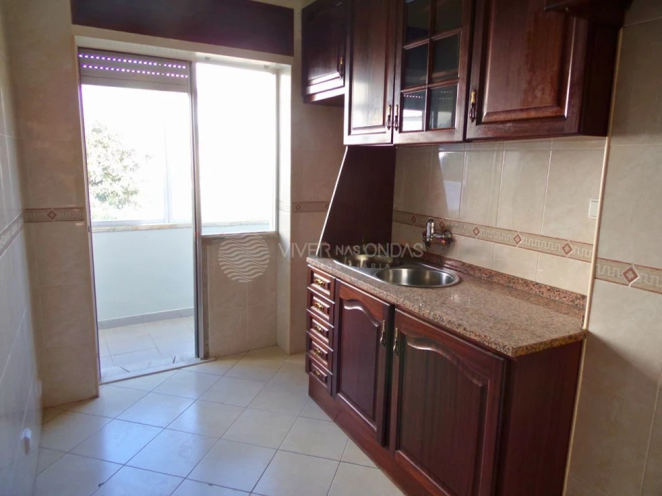 Apartamento T3 para Venda em Almada, Cova da Piedade, Pragal e Cacilhas Foto 4