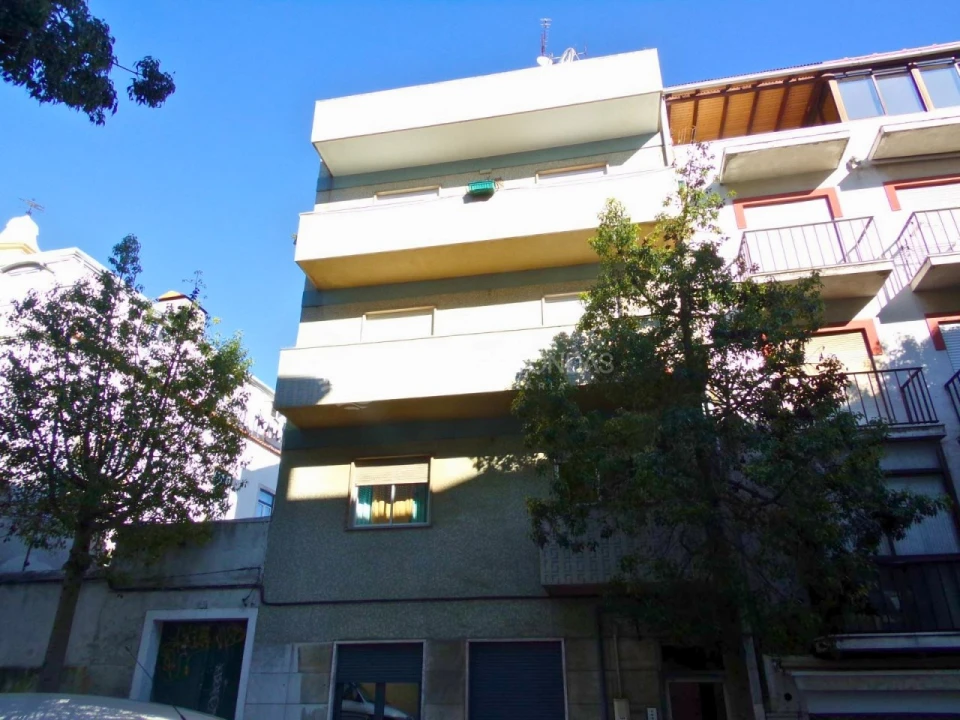 Apartamento T3 para Venda em Almada, Cova da Piedade, Pragal e Cacilhas Foto 14