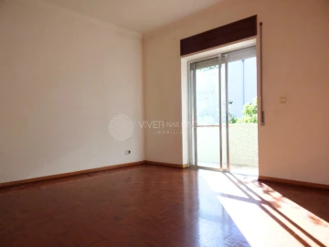 Apartamento T3 para Venda em Almada, Cova da Piedade, Pragal e Cacilhas