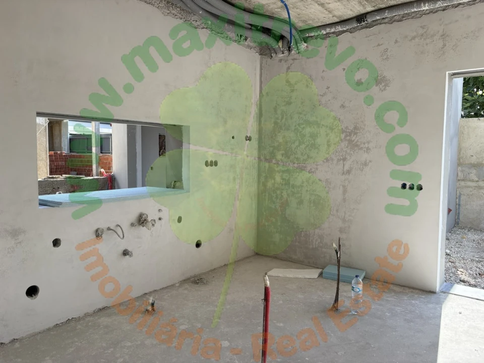 Moradia T4 para Venda em Fernao Ferro Foto 22