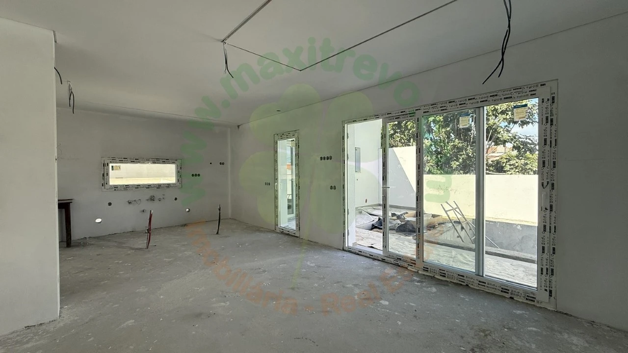 Moradia T4 para Venda em Fernao Ferro Foto 17