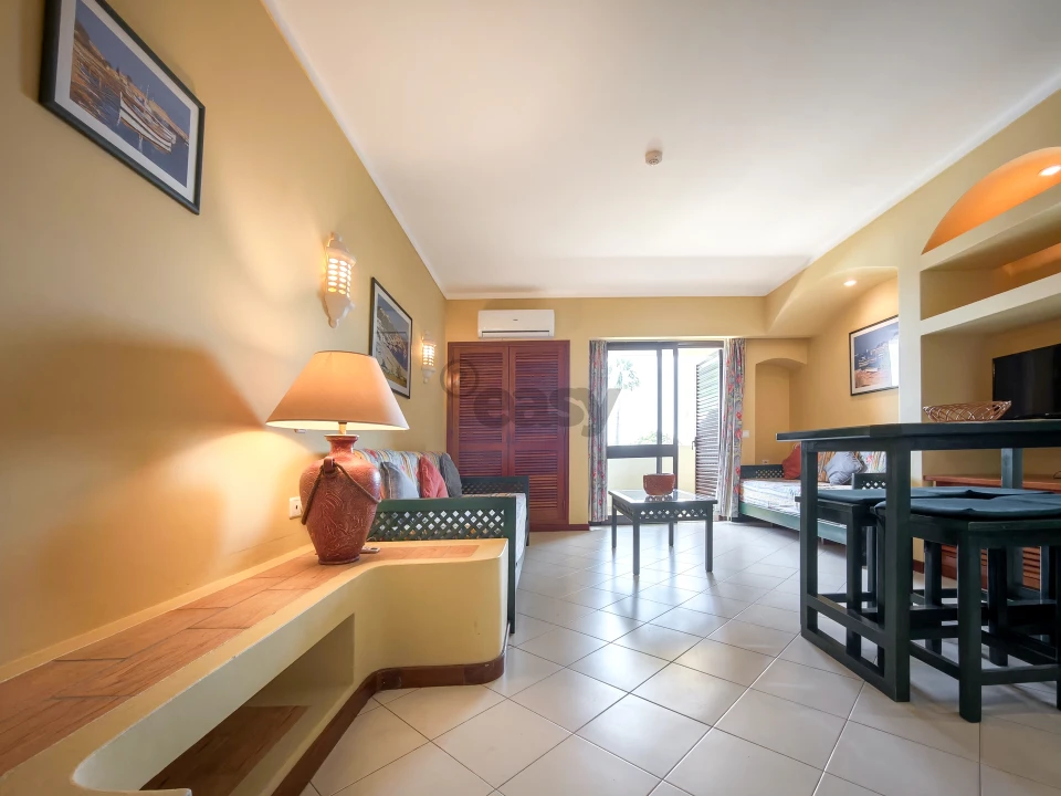 Apartamento T1 para Venda em Albufeira e Olhos de Água Foto 6