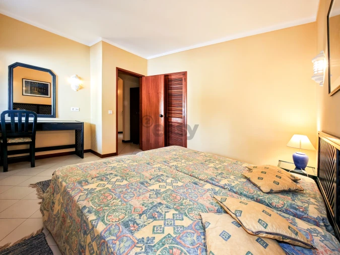 Apartamento T1 para Venda em Albufeira e Olhos de Água Foto 28