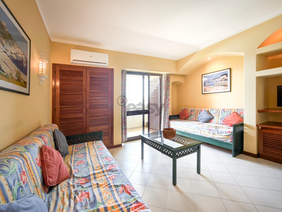 Apartamento T1 para Venda em Albufeira e Olhos de Água Foto 16