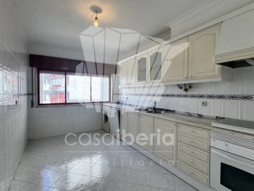 Apartamento T2 para Venda em Algueirão-Mem Martins