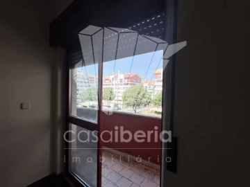 Apartamento T2 para Venda em Algueirão-Mem Martins