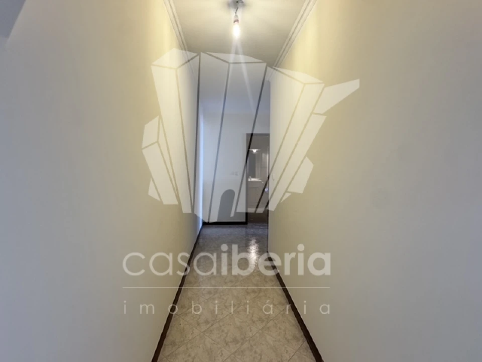 Apartamento T2 para Venda em Algueirão-Mem Martins Foto 9