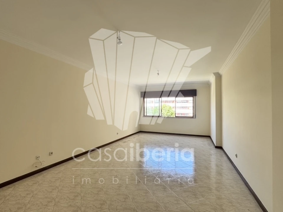 Apartamento T2 para Venda em Algueirão-Mem Martins Foto 6